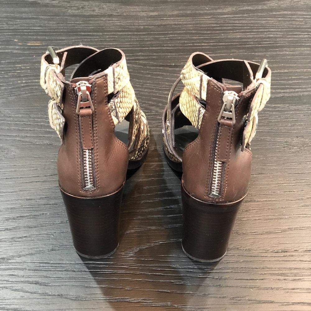 Dolce Vita Python Print Stack Heels Sandals Sz 6 - image 3